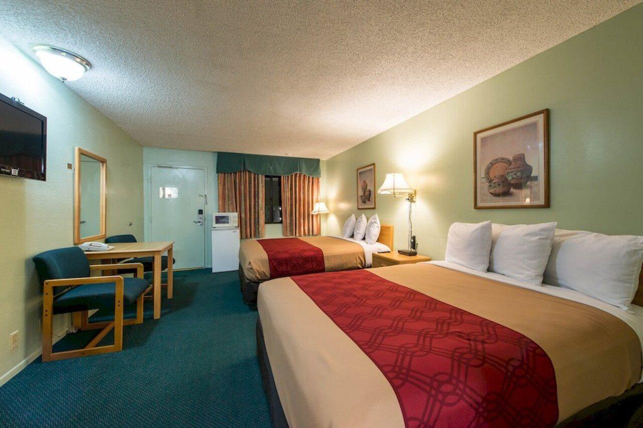 Econo Lodge Anaheim North Exterior foto