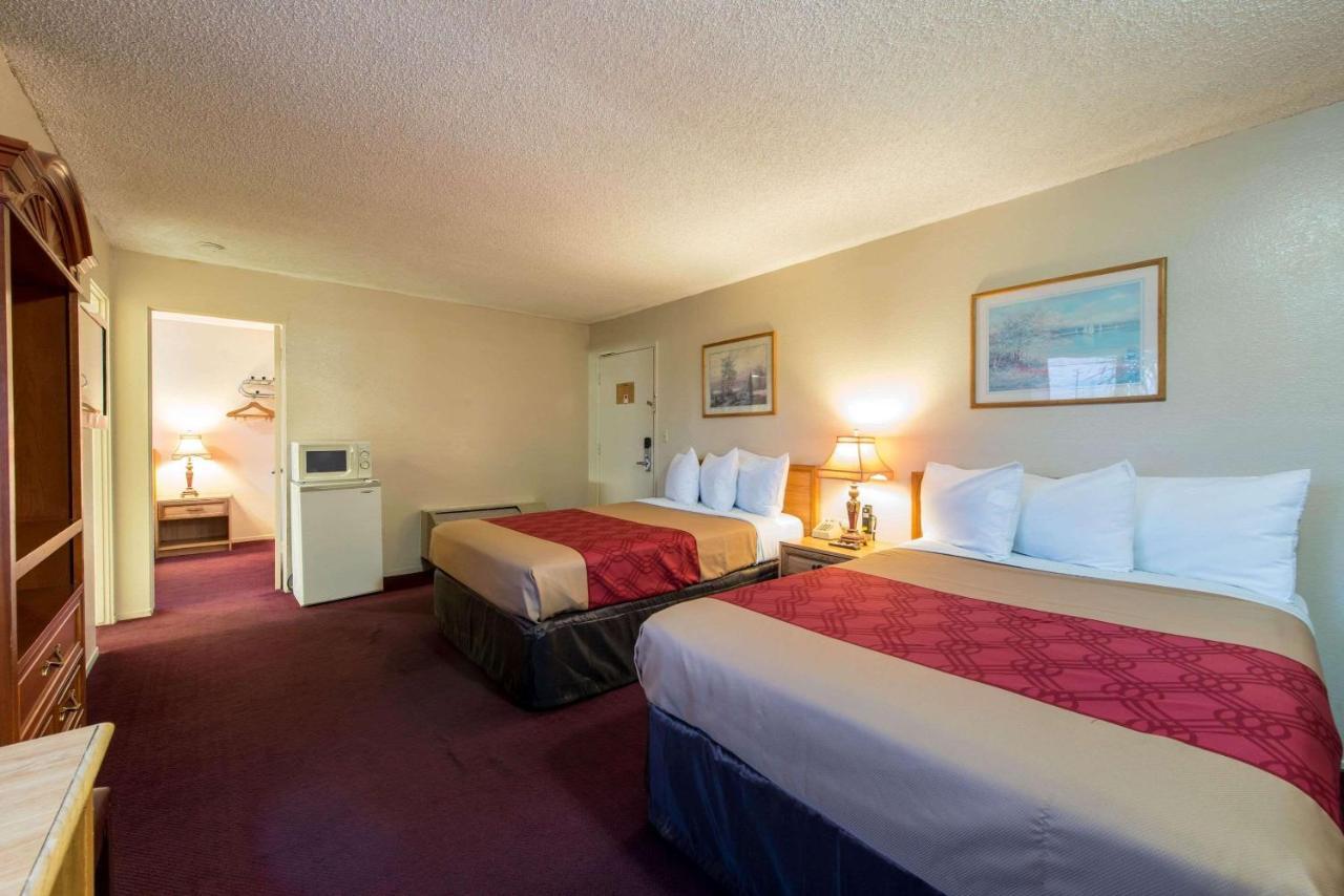 Econo Lodge Anaheim North Exterior foto